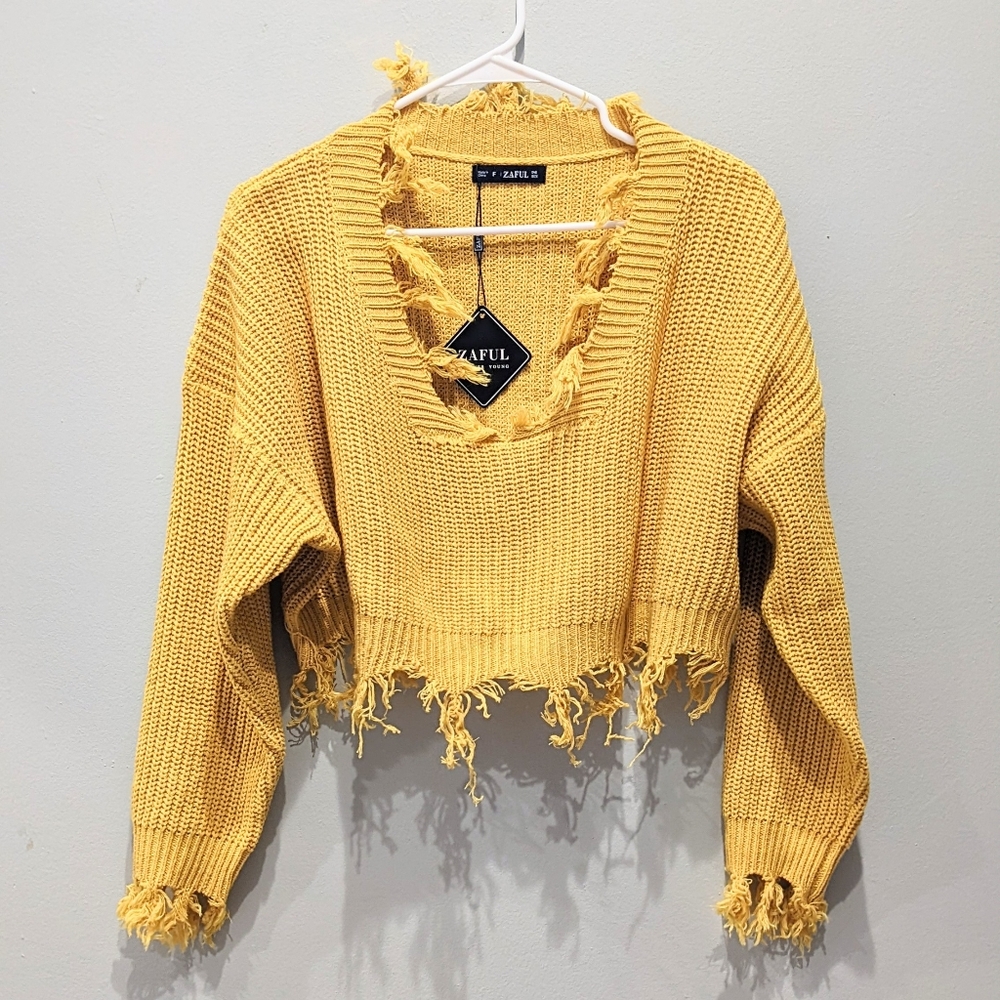 Cropped Sweater 💛
